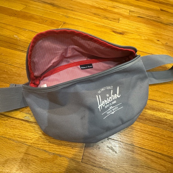 Herschel Fanny pack/ large